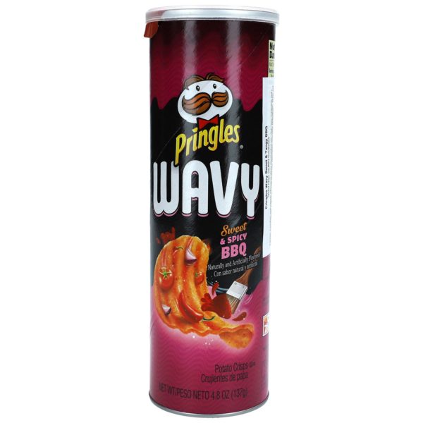 Pringles Chips Wavy Sweet & Tangy BBQ 137g